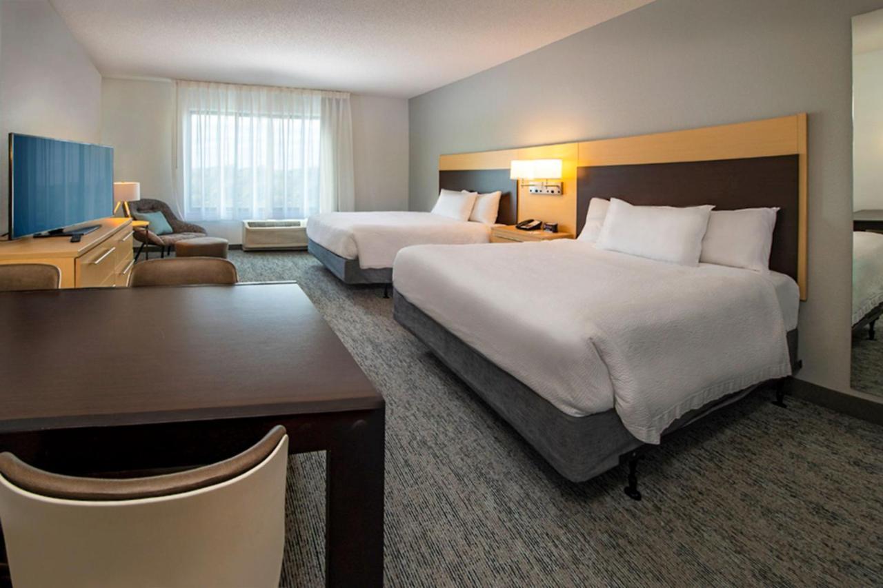 Towneplace Suites By Marriott Frederick Extérieur photo