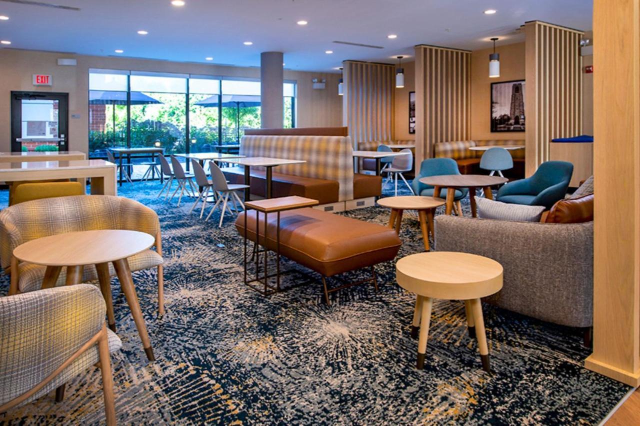 Towneplace Suites By Marriott Frederick Extérieur photo