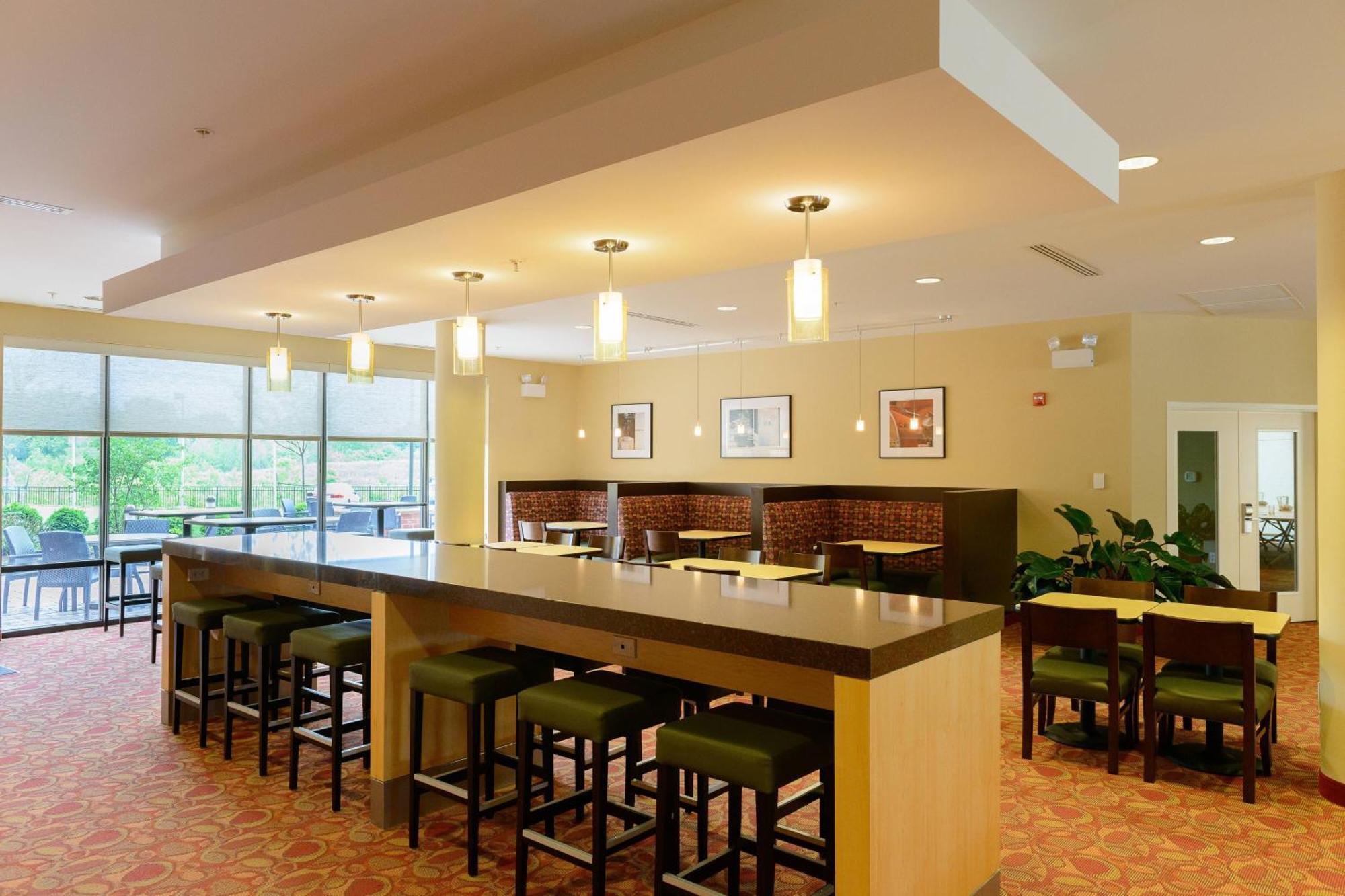 Towneplace Suites By Marriott Frederick Extérieur photo